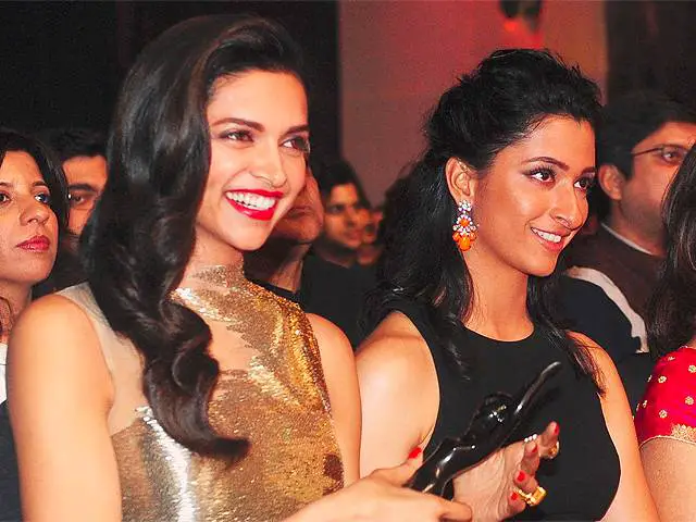 10 Beautiful Bollywood Famous Siblings - SheIdeas