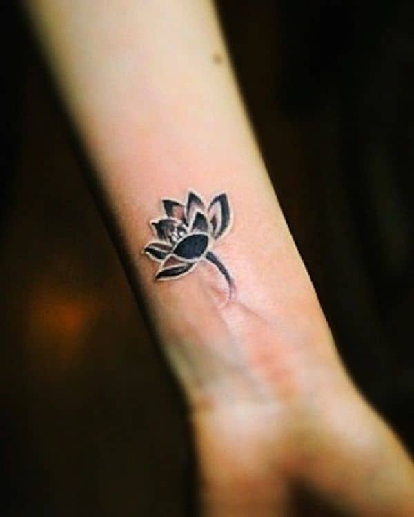 Cool Small Flower Tattoo Ideas 2016