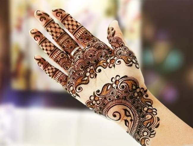 New Arabic Mehndi Designs Images for Girls