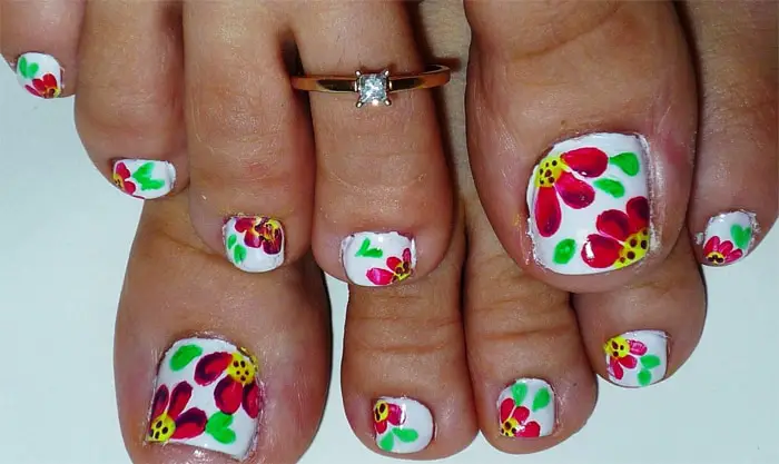 Stunning Summer Toe Nail Art Designs