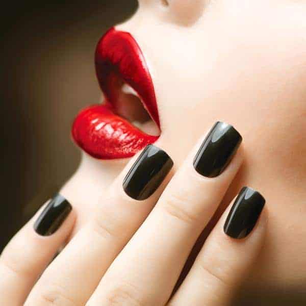 Stylish Black Nail Polish Color Ideas