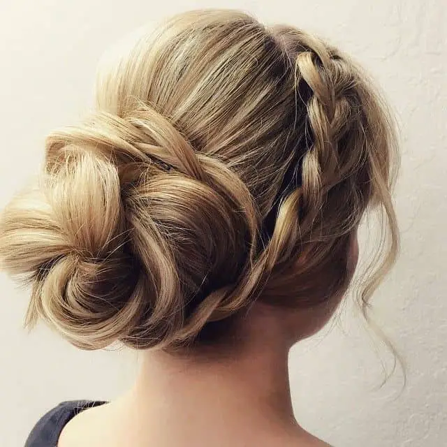 25 Amazing Prom Hairstyles Ideas 2023 – SheIdeas