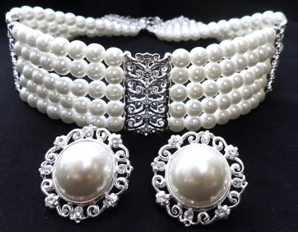 Avon Pearl Necklaces and Earrings Ideas