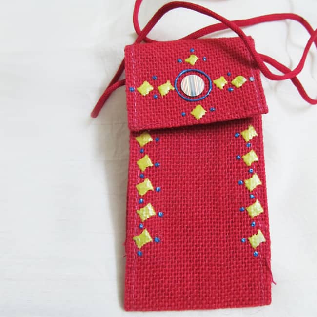 woolen mobile purse