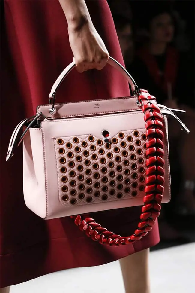 30 Latest Summer Handbags Trends for 2024 SheIdeas