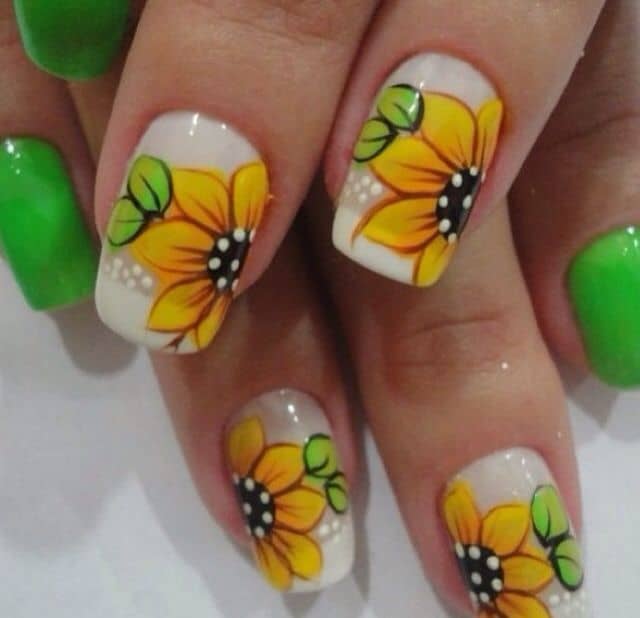 25 Amazing Sunflower Nail Designs for Girls – SheIdeas