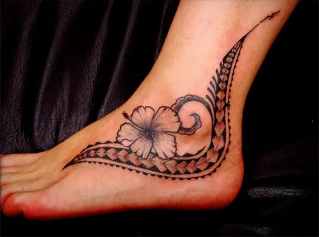 Fresh Ankle Bracelet Tattoo Design Pictures