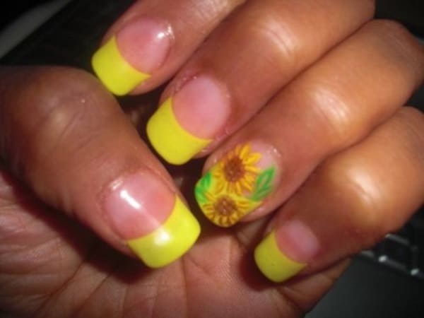 9. Sunflower Nail Designs with Rhinestones on Pinterest - wide 8