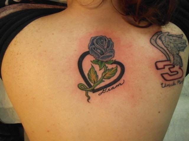 Heart With Rose Tattoo Designs : Rose Tattoos | Tattoo Designs, Tattoo Pictures | Page 13 - Flower tattoos rose tattoos traditional tattoos.