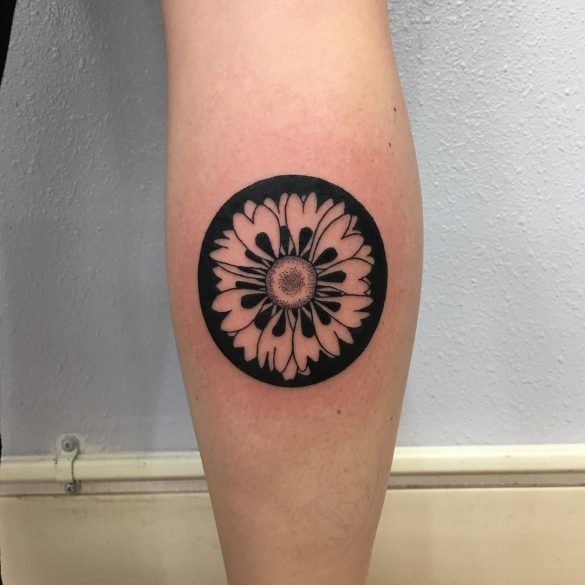 40 Captivating Negative Space Tattoos SheIdeas