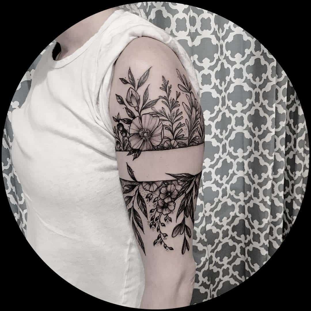 40 Captivating Negative Space Tattoos Sheideas