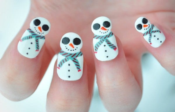 Attractive Holiday Nail Designs for Ladies