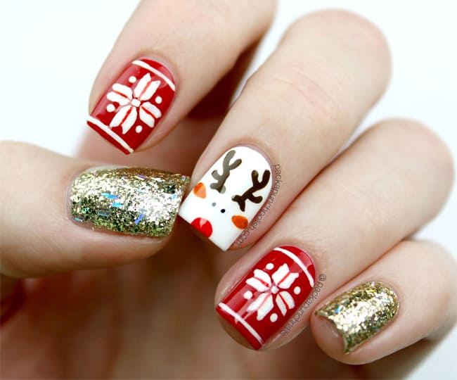 Cute Holiday Glitter Nail Art Designs for Girls