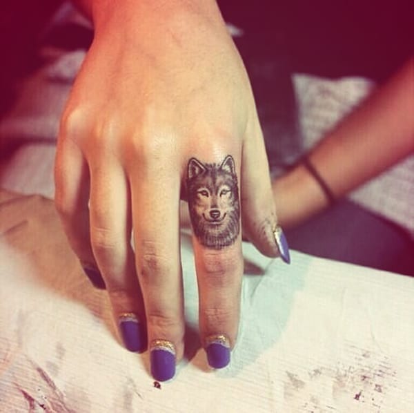 Wolf Finger Tattoo Designs and Blue Nail Art