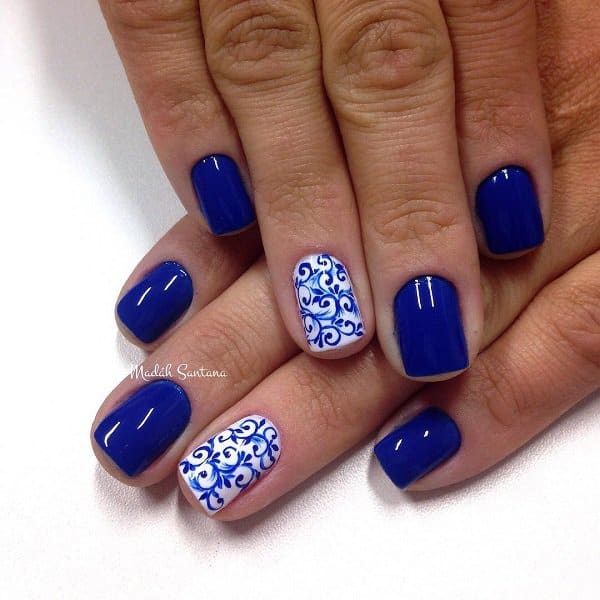 Beautiful Royal Blue Floral Nail Designs for Christmas