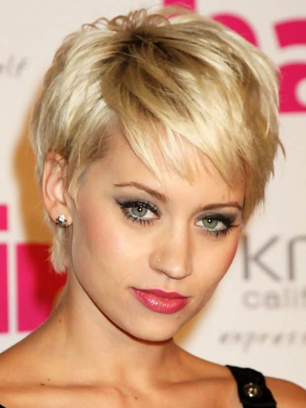 Short Hairstyles for Long Face Shape Women