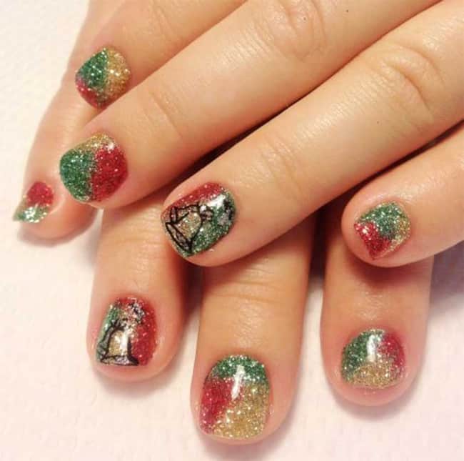 inspiring-kids-nail-art-designs-for-christmas