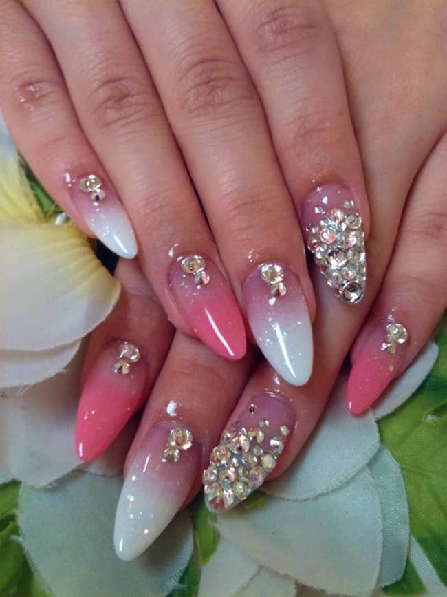 17 Cool Rhinestone Nail Designs for Inspiration – SheIdeas