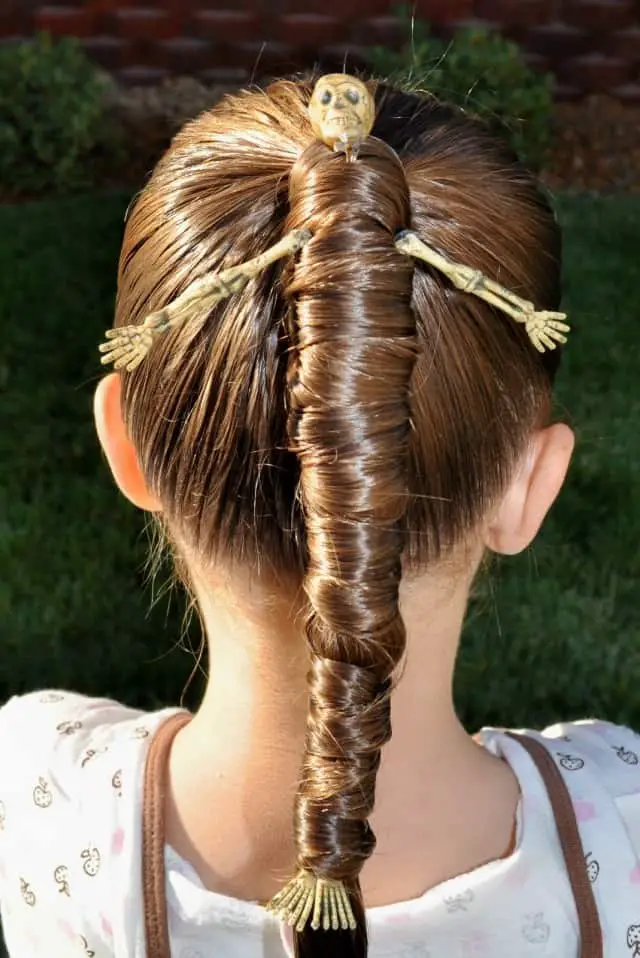 easy-scary-halloween-hairstyle-ideas-for-teen-girls