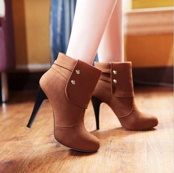 stylish-winter-heel-shoes-for-women