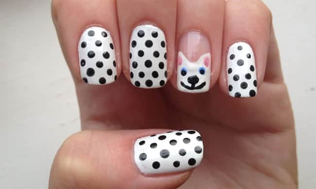 white-and-black-dotted-round-cat-nail-designs-for-girls-2017