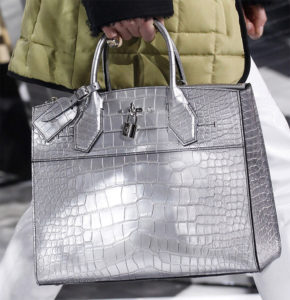 15 Latest Designer Handbags 2023 Collection – SheIdeas