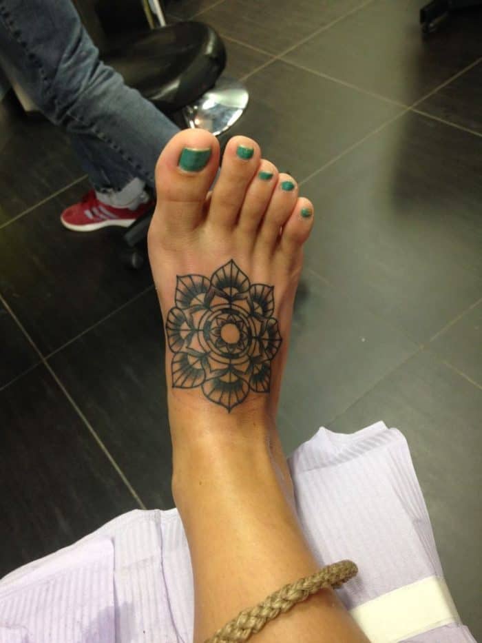 20 Wonderful Female Foot Tattoos Designs 2023 – Sheideas