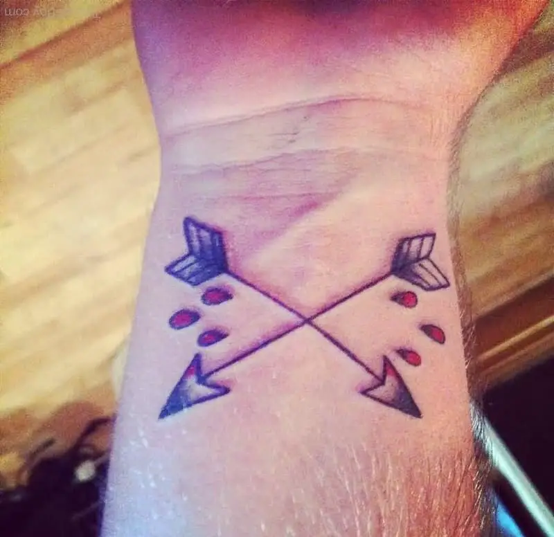 30 Alluring Examples of Arrow Tattoos Designs SheIdeas