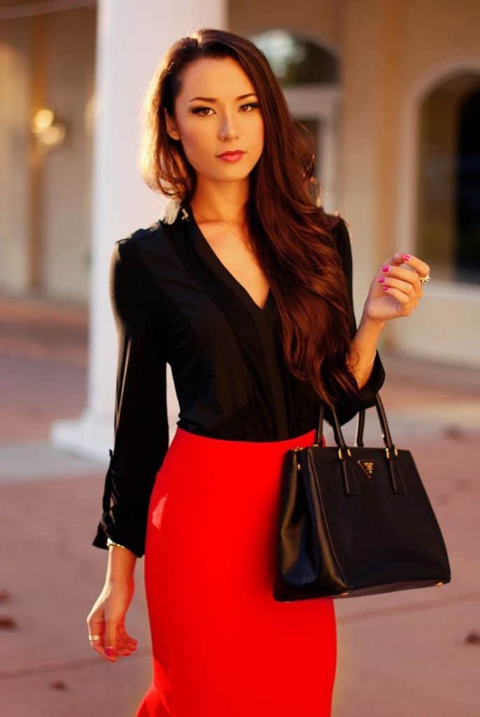 17 Most Beautiful Red Skirt Outfits Images - SheIdeas