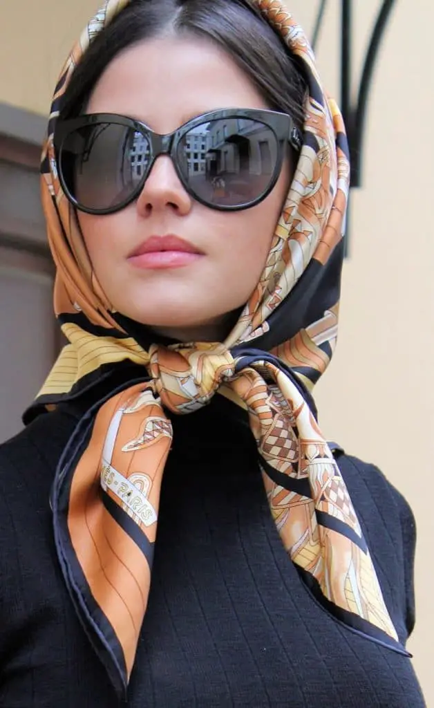 Silk Square Scarf Ideas With Black Glasses 