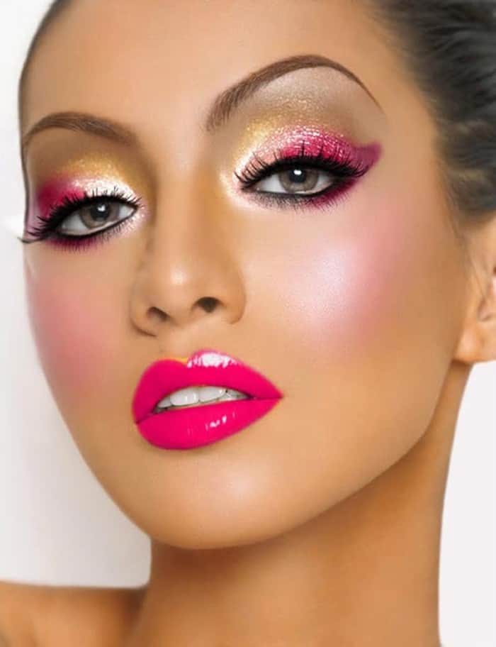 25 Best Christmas Makeup Looks for Ladies SheIdeas