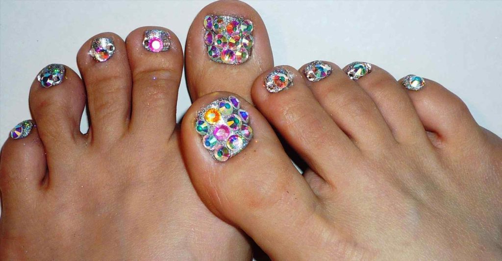 6. Easy fall toe nail art - wide 6