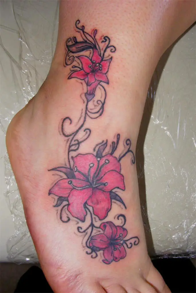 35 Beautiful Lily Flower Tattoo Designs – SheIdeas