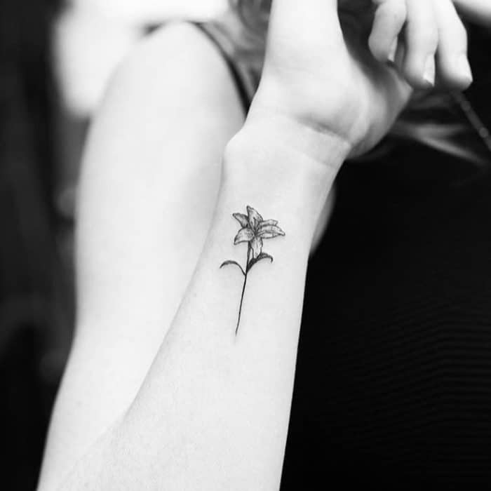 35 Beautiful Lily Flower Tattoo Designs SheIdeas