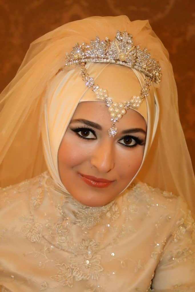 bridal hijab headpiece - SheIdeas