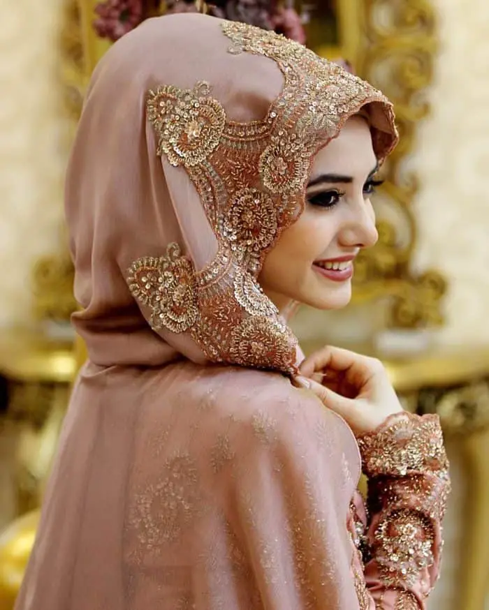 25 Beautiful Bridal Hijab Designs for Wedding – SheIdeas