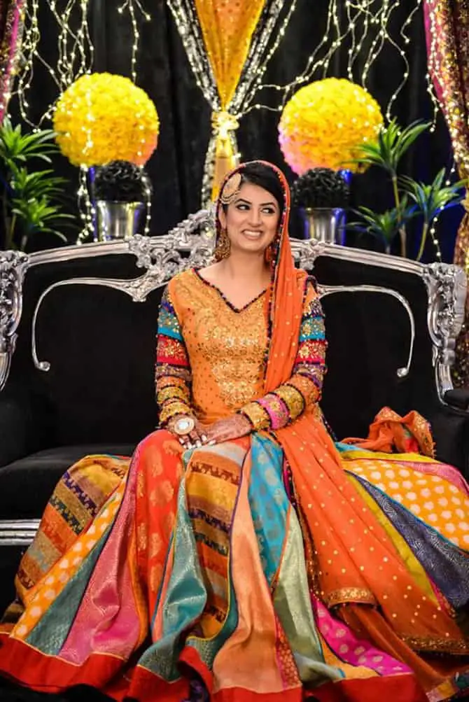 30 Latest Pakistani Bridal Mehndi Dresses Pictures 2019 Sheideas 4069