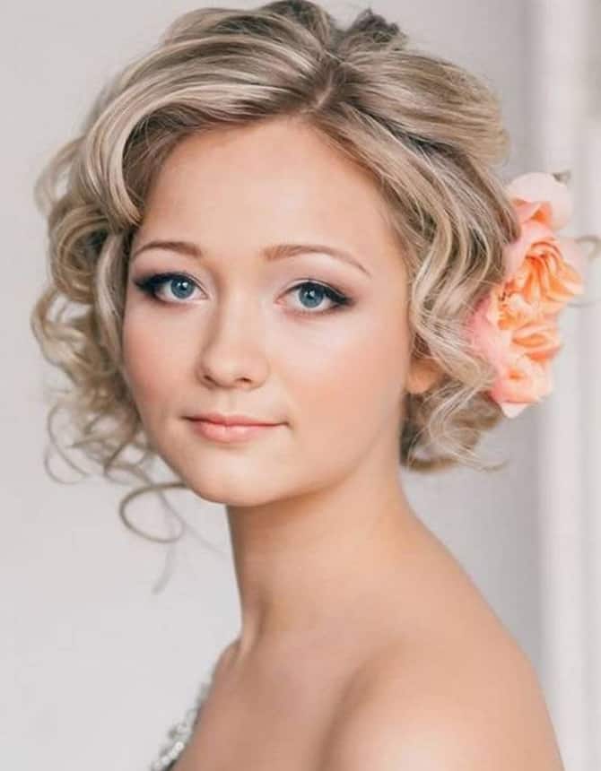 31 Hair styles for short hair for wedding guest for Round Face