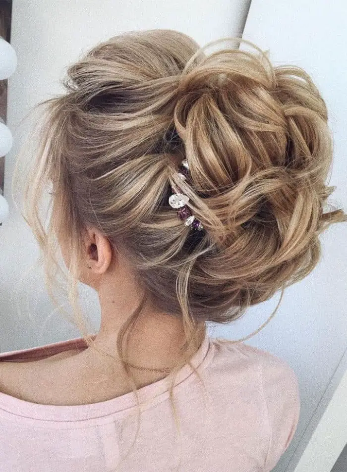 Cute Updo For Short Hair Wedding Guest 