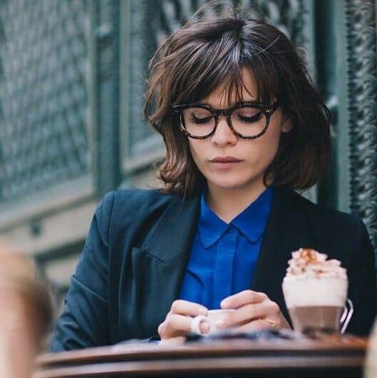 23 Captivating Hairstyles With Bangs And Glasses For Women Sheideas