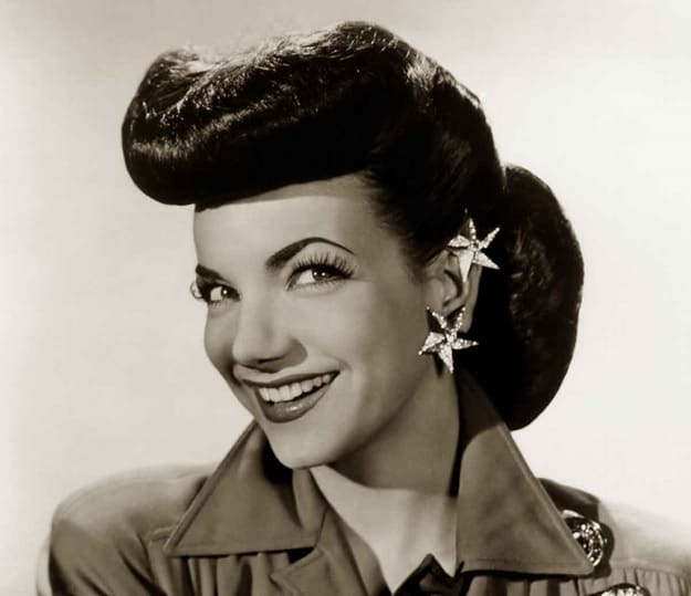 20 Iconic 1940s Hairstyles For Classy Women Sheideas