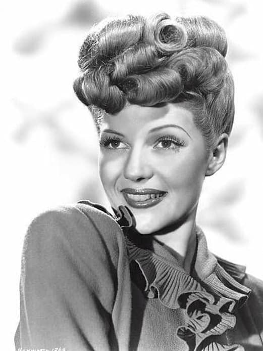 20 Iconic 1940s Hairstyles for Classy Women – SheIdeas