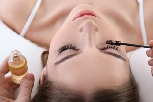 How to Use Argan Oil for Eyelash Growth – The Right Way