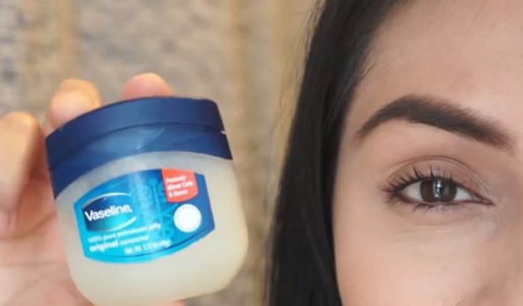 vaseline for eyebrow growth