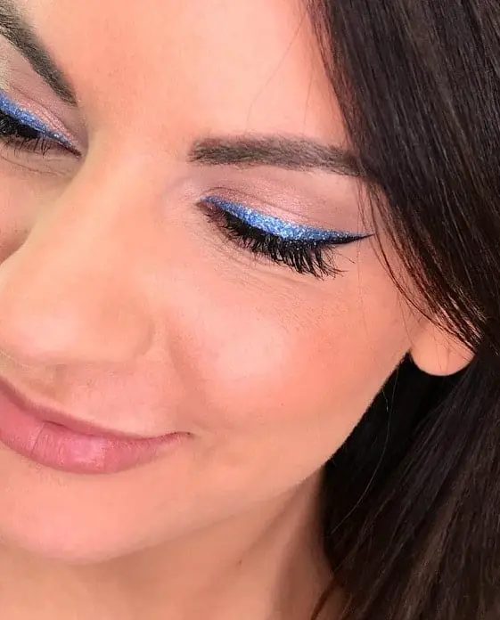 glittery blue eyeliner looks