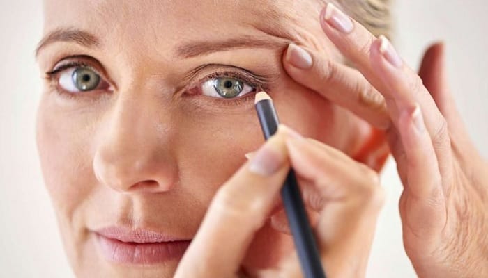 eye makeup tips for older women