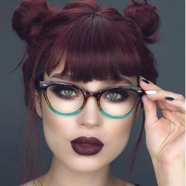 10 Dazzling Eye Makeup Ideas for Women with Glasses – SheIdeas