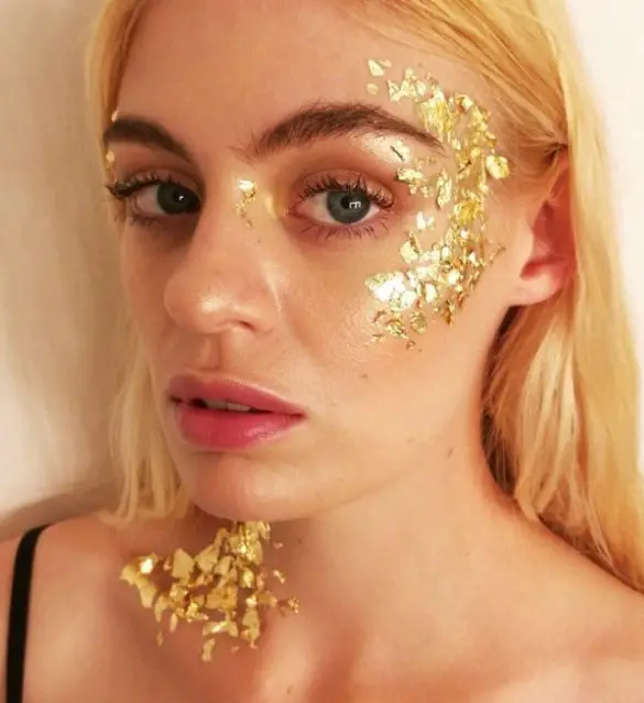 30 Gold Eye Makeup Looks That'll Give You A Powerful Look