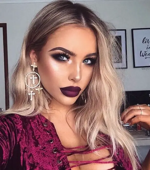 30 Vibrant Makeup Looks to Wear with Red Dresses SheIdeas