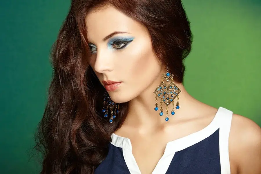 makeup ideas for blue dress